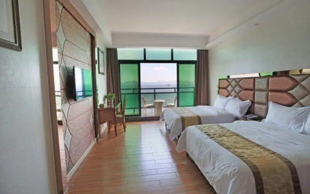 Sapphire Sea View Hotel