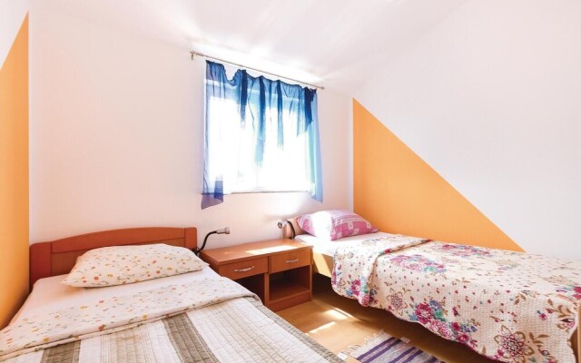 Beautiful Home in Betiga With Wifi and 4 Bedrooms