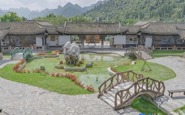 Xiyuan Bieyuan Resort Hotel (Malinghe Canyon Scenic Area) – Outside – Qianxinan