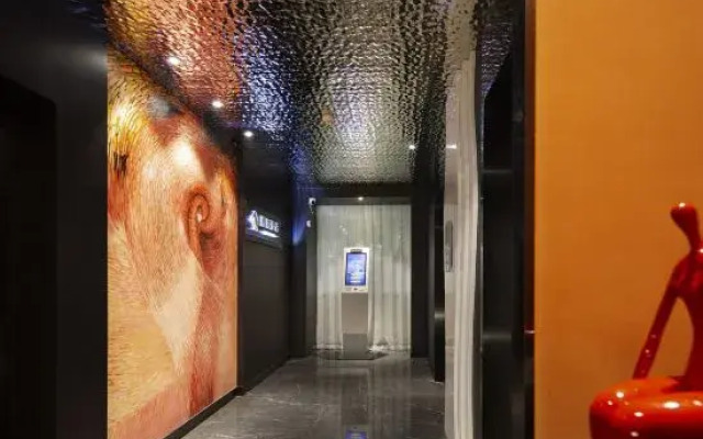 Huaihua  Qisu Hotel