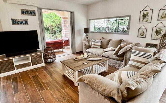 Villa de charme avec piscine à 500m des plages