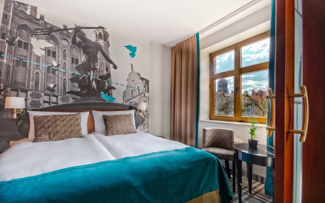 Hanza Hotel