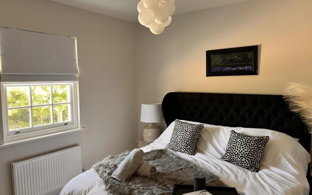 Charming 2-bed Apartment in Sandwich in Kent