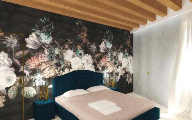 Rialto Luxury Flat