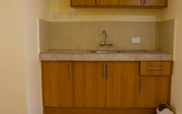 Shumuk Hotel and Apartments