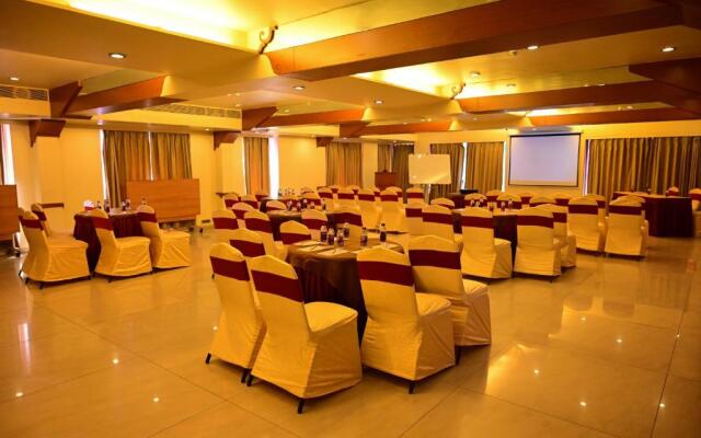 Hotel Deccan Royaale