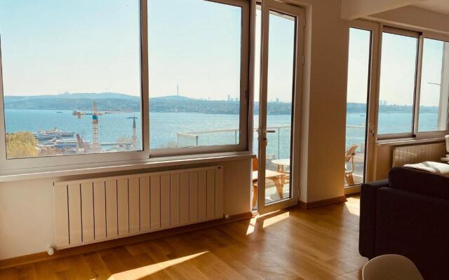 Bosphorus dominant renovated 120M apt with breathtaking view