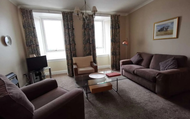 Kings Arms Holiday Apartments