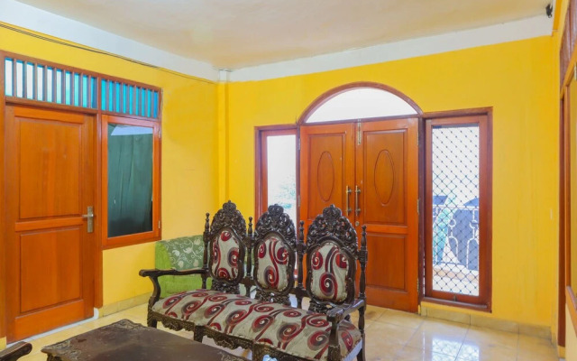 OYO 1880 Ambassador Homestay Syariah