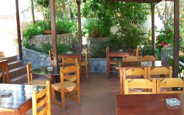 Australis Hotel