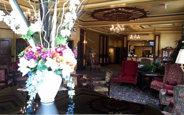 The Lafayette A grand Riverboat Era Hotel