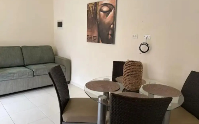 Hacienda Apartments near the beach