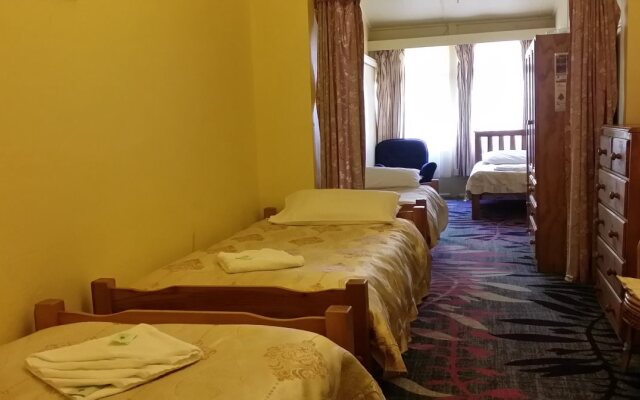 Clarendon Motel and Guesthouse