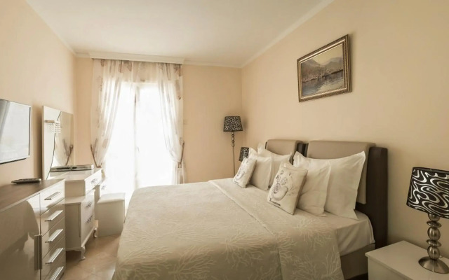 Hotel Azimut