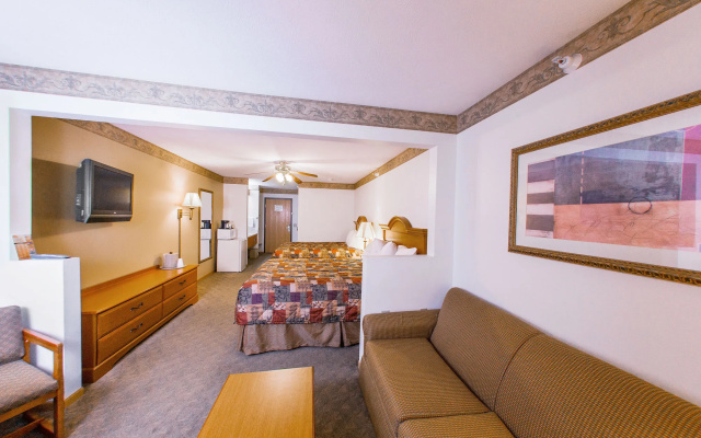 BridgePointe Inn & Suites by BPhotels, Lincoln I-80/27th St