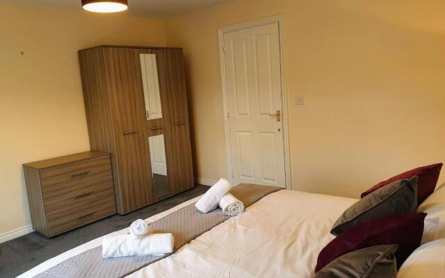 Perry House, Long Ashton, Bristol by Cliftonvalley Apartments