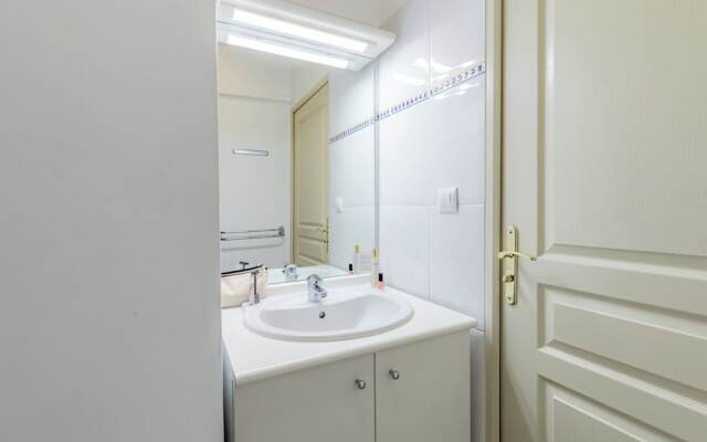 Appart'city Marseille Aeroport Vitrolles - Appart Hotel