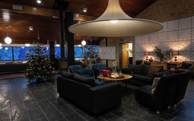Skåvsjöholm hotell & konferens