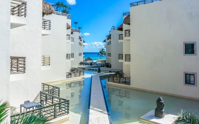 Aldea Thai 219 2 Bedroom Condo by Redawning