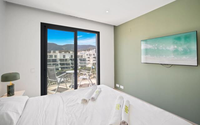 Yara In Fuengirola With 3 Bedrooms And 2 Bathrooms