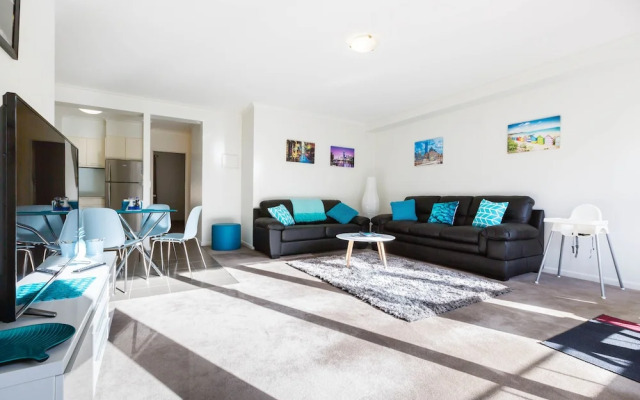 AMAL, 1BDR North Melbourne Apartment