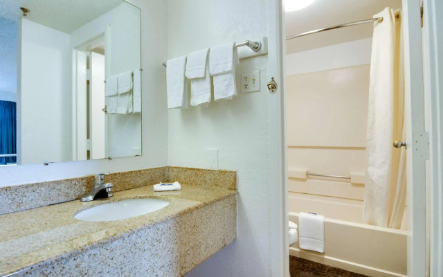 Motel 6 Atlanta GA