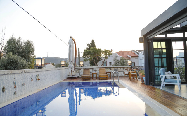 AlaBora Hotel - Alaçatı