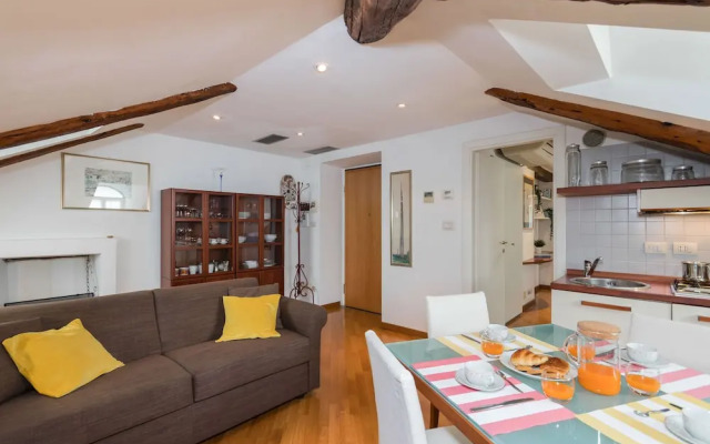 La Mansarda Di Piazza Solferino By Wonderful Italy