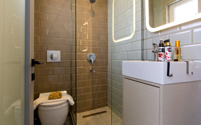 ANNUNZIATA URBAN SUITES by LOC HOSPITALITY