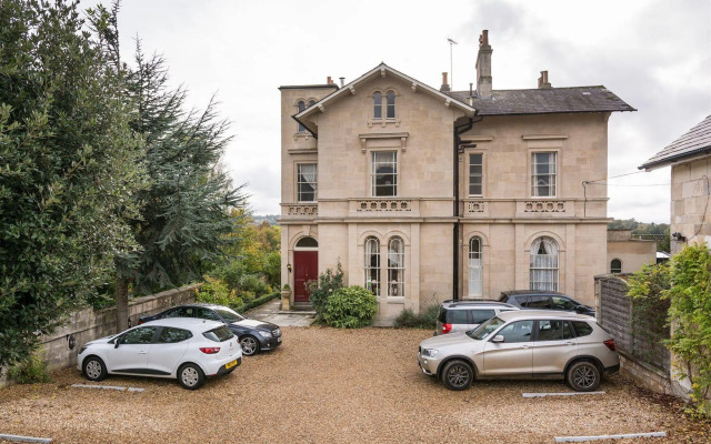 Apsley House Hotel