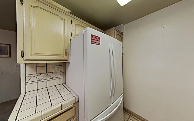 Slopeside 1849 Condos - Comfortable 3 BR Condos With Full Kitchens