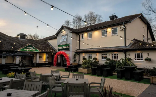 The Wee Waif Reading by Greene King Inns