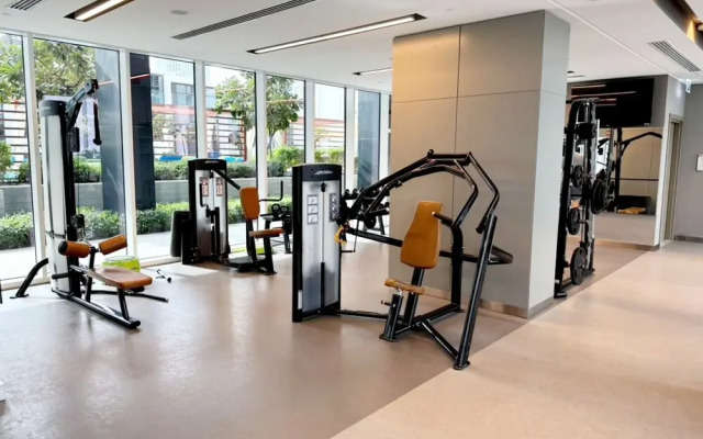 Luxury 2BR at Harbour Gate