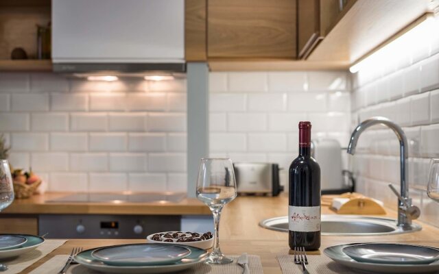 Evlimeni Suites