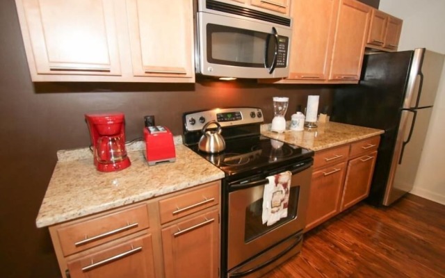 Renaissance Properties - 15 & Chestnut