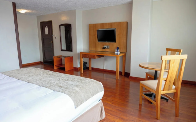 Santa Monica Hotel