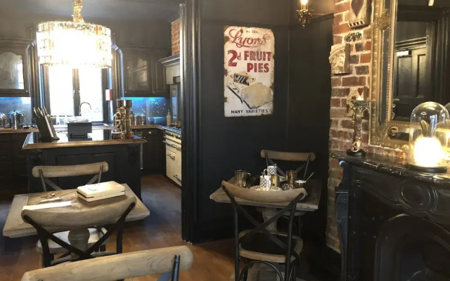 The Twenty One B&B