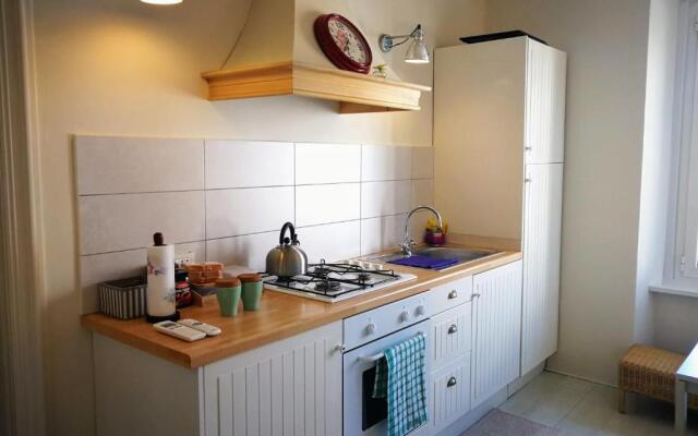 Q21apartment -The Silent Charm