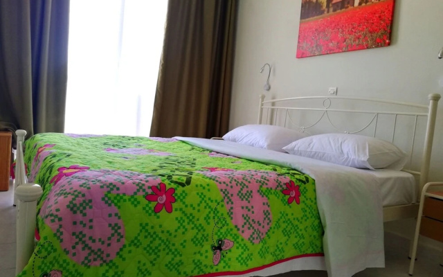 Ivory Hotel