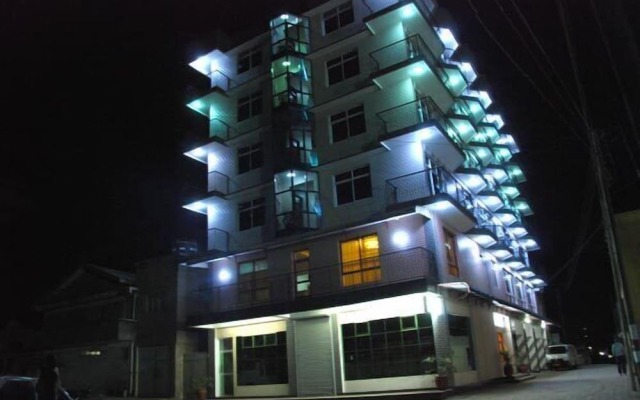 Mc-Ellys Hotel