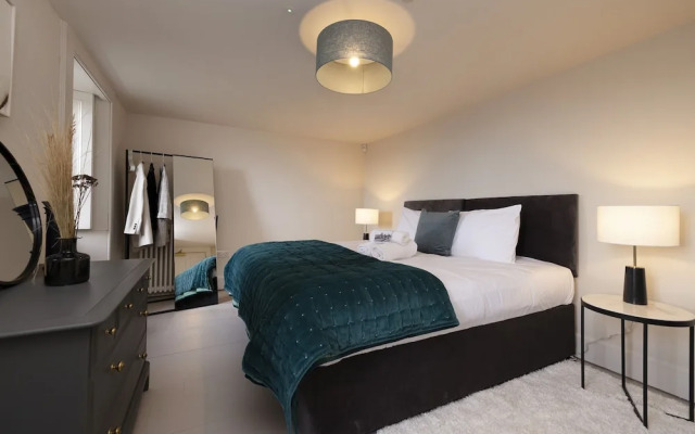 JOIVY Observatory Apartment