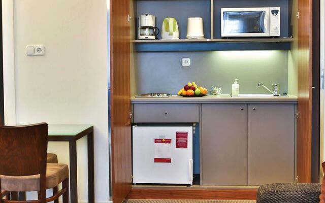 Adina Apartment Hotel Budapest