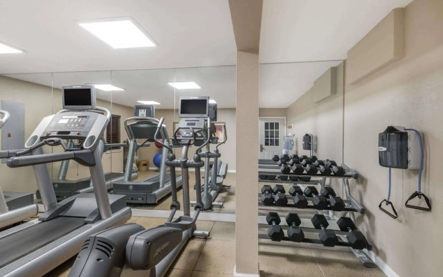 Best Western Fishkill Inn & Suites