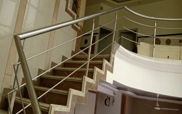 Hotel Harsh Regency
