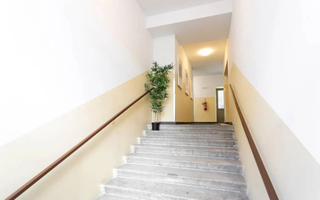 Studio-Apartment between Schoenbrunn & the City Center (26)