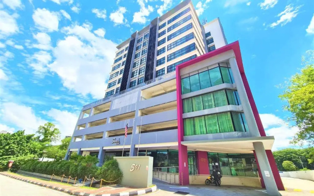 Nexus Regency Suites Hotel Subang Jaya