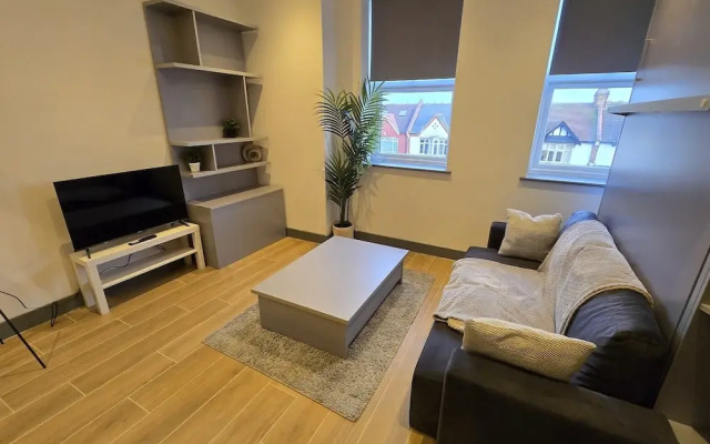 Finchley Perfect 1-Bed - Work & Leisure