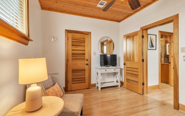 The Sandcastle 4 Bedroom Home by RedAwning