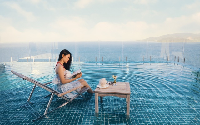 V Hotel Nha Trang