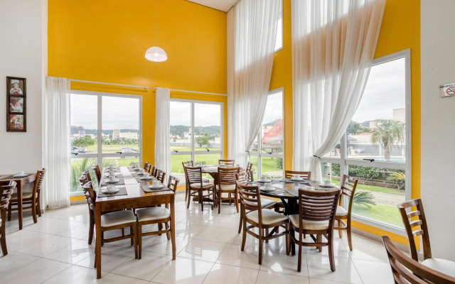 Oceania Park Hotel Spa & Convention Center